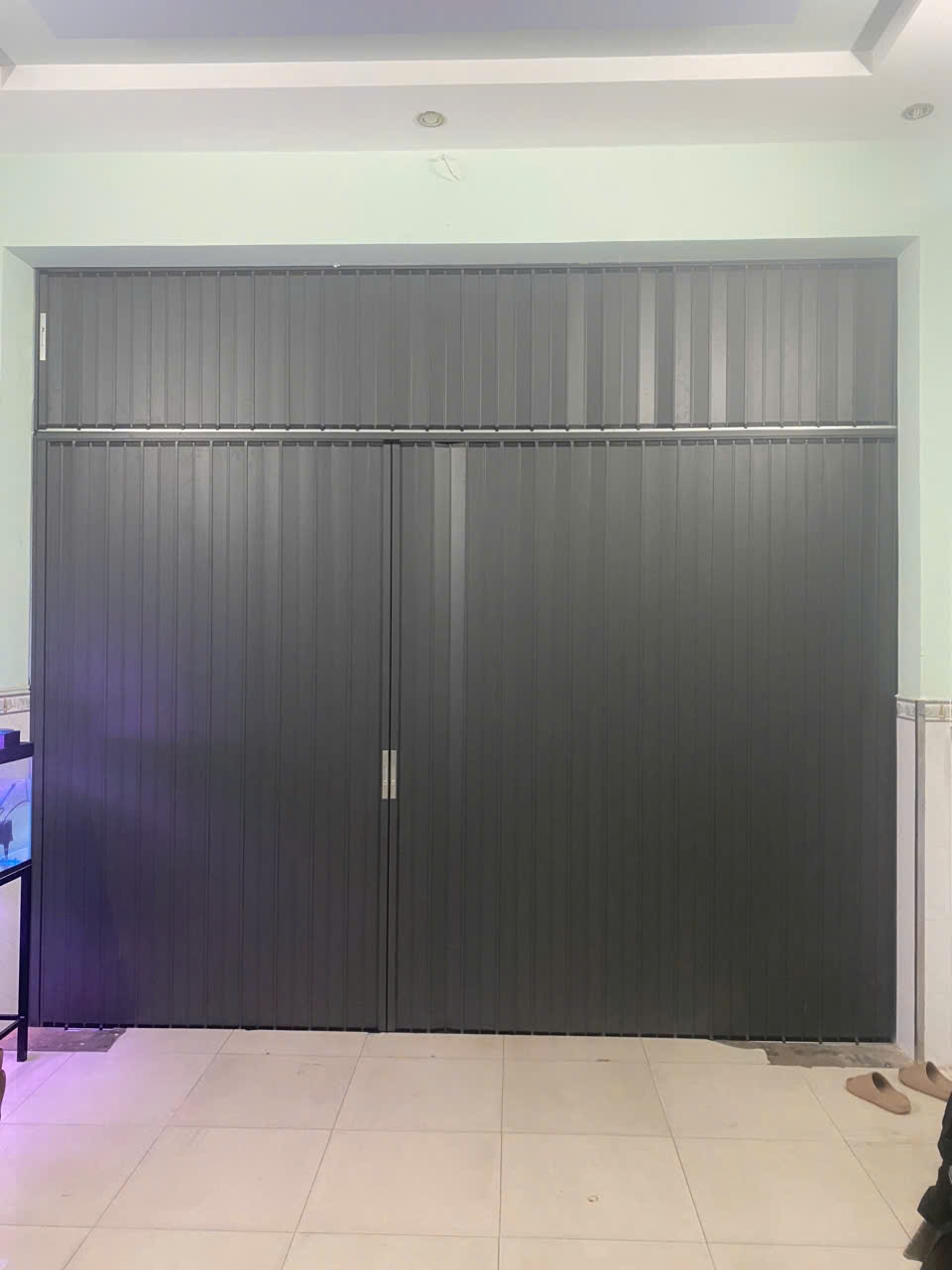 Hình ảnh Cửa xếp lá nhôm cao cấp