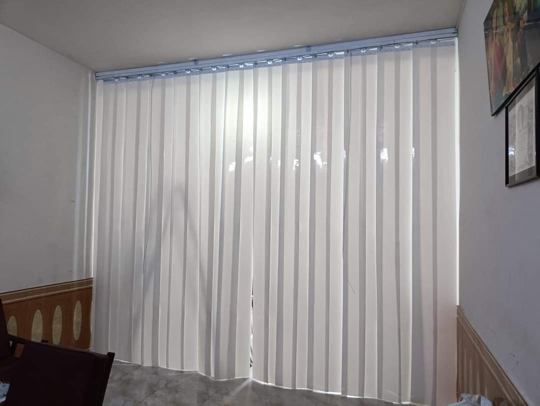 Hình ảnh Rèm nhựa pvc đục
