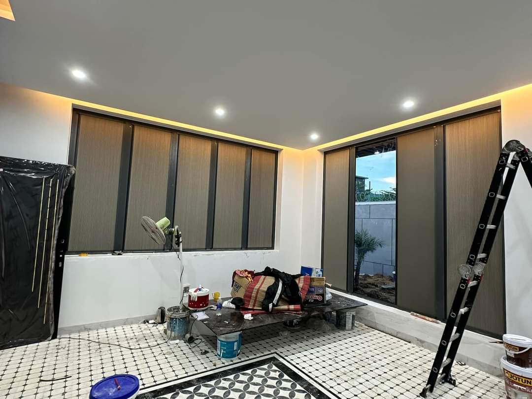 Hình ảnh Rèm tổ ong trên kính