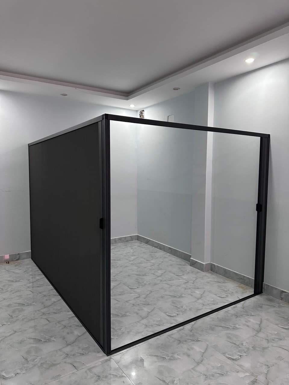 Hình ảnh Vách ngăn phòng điều hòa